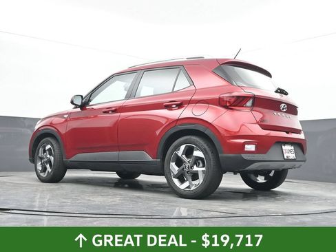 Used 2025 Hyundai Venue SEL FWD image 68