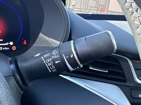 Certified 2025 Acura TLX w/ Technology Package image 29