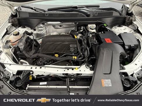 Used 2024 Buick Envista Preferred image 35