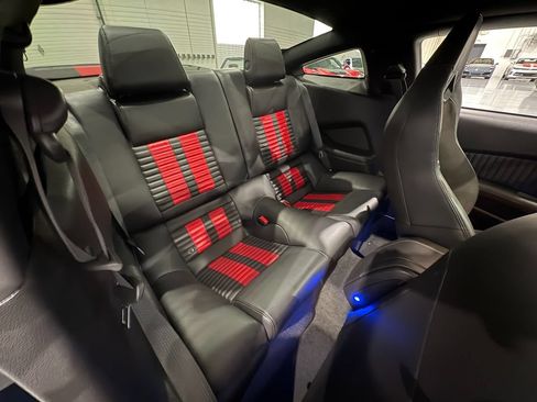 Used 2013 Ford Mustang Shelby GT500 RWD image 34
