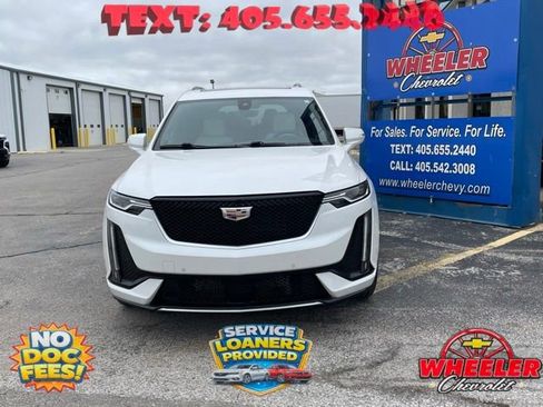 Used 2023 Cadillac XT6 Sport w/ Technology Package AWD/4WD image 4
