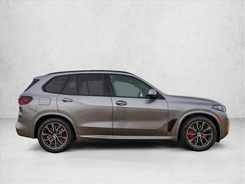 New 2026 BMW X5 xDrive50e w/ Executive Package AWD/4WD image 4