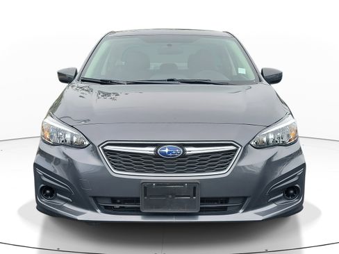 Used 2019 Subaru Impreza 2.0i Premium image 2