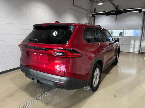 Certified 2025 Toyota Grand Highlander AWD image 5