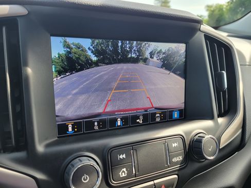 Used 2024 GMC Terrain Denali w/ Denali Premium Package AWD/4WD image 20