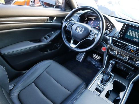 Used 2022 Honda Accord Sport image 9