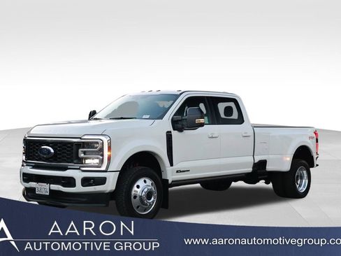 Used 2025 Ford F450 Platinum w/ FX4 Off-Road Package image 1
