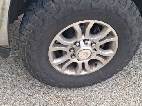 Used 2014 RAM 2500 Laramie w/ Protection Group AWD/4WD image 3