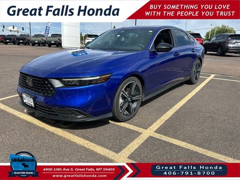 Used 2025 Honda Accord Sport image 2