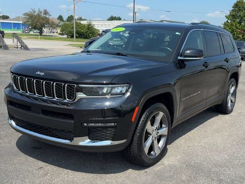 Used 2021 Jeep Grand Cherokee L Limited AWD/4WD image 2