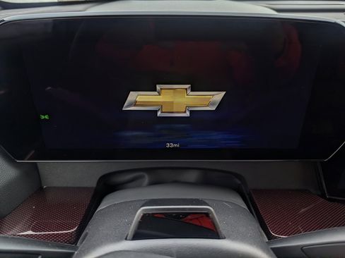 New 2026 Chevrolet Traverse RS w/ LPO, Floor Liner Package image 2