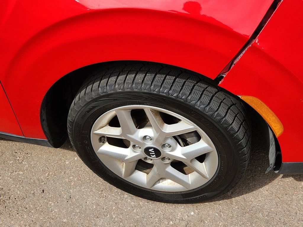 Certified 2021 Kia Soul S FWD image 5