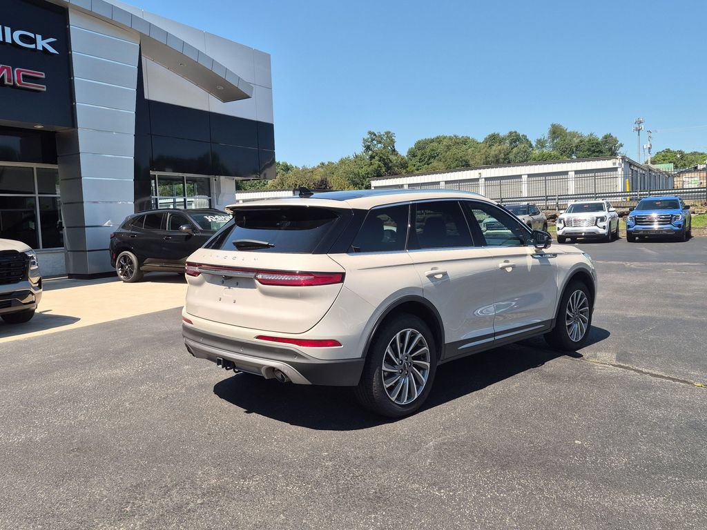 Used 2023 Lincoln Corsair Reserve w/ Equipment Group 201A AWD/4WD image 5