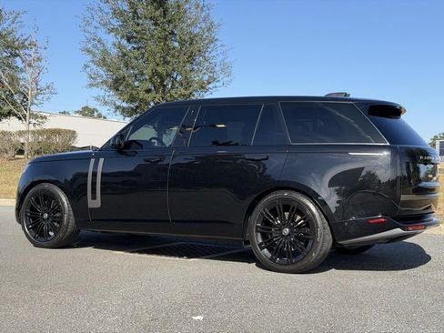 Used 2023 Land Rover Range Rover Long Wheelbase SE image 5