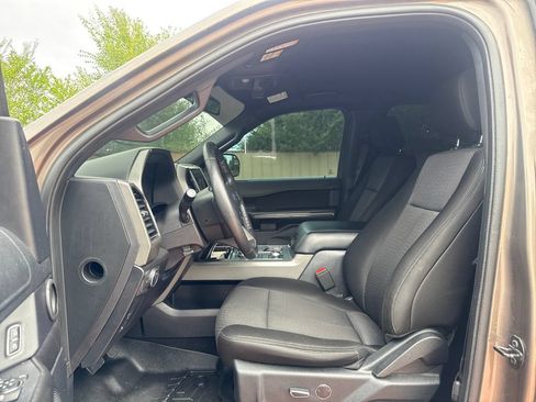 Used 2019 Ford Expedition Max XLT AWD/4WD image 12