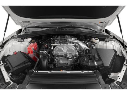 Used 2021 Chevrolet Camaro LT RWD image 15