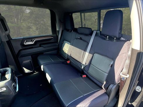 Used 2024 GMC Sierra 2500 Denali w/ Denali Reserve Package image 24