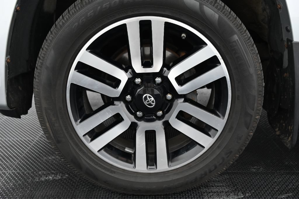 Used 2018 Toyota 4Runner Limited AWD/4WD image 46