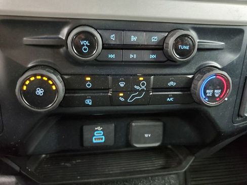 Used 2023 Ford F350 XLT w/ FX4 Off-Road Package image 18