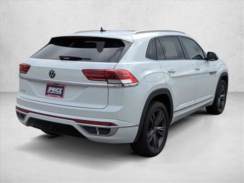 Used 2021 Volkswagen Atlas Cross Sport SE w/ Panoramic Sunroof Package image 5