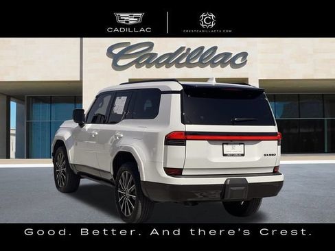 Used 2025 Lexus GX 550 w/ Accessory Package (2T) AWD/4WD image 8