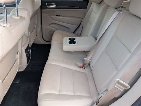 Used 2014 Jeep Grand Cherokee Laredo w/ Trailer Tow Group IV image 22