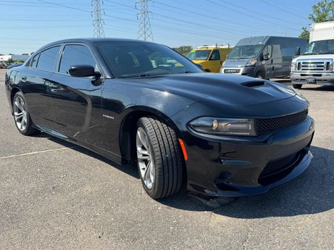 Used 2020 Dodge Charger R/T RWD image 5