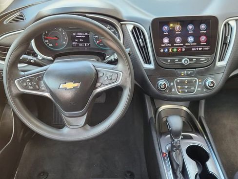 Used 2023 Chevrolet Malibu LT FWD image 28