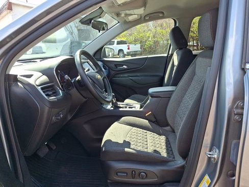 Used 2024 Chevrolet Equinox LT AWD/4WD image 12