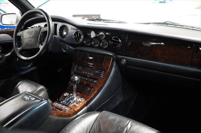 Used 2004 Bentley Arnage T RWD image 27