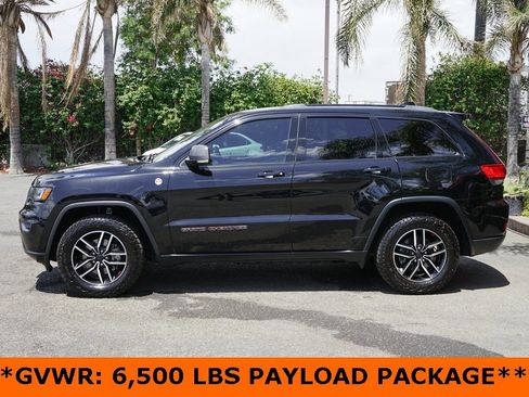 Used 2020 Jeep Grand Cherokee Trailhawk image 5