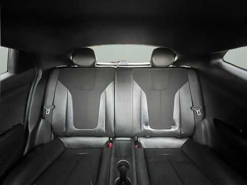 Used 2019 Hyundai Veloster 2.0 Premium image 26