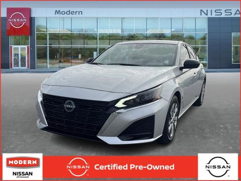 Certified 2025 Nissan Altima 2.5 S image 1