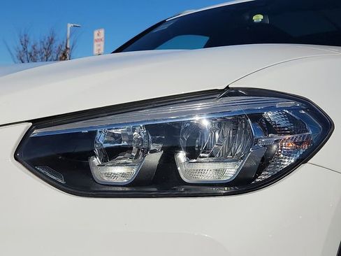 Used 2019 BMW X3 xDrive30i w/ Driving Assistance Package image 9