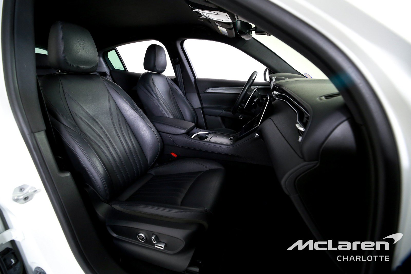 Used 2024 Maserati Grecale GT AWD/4WD image 27