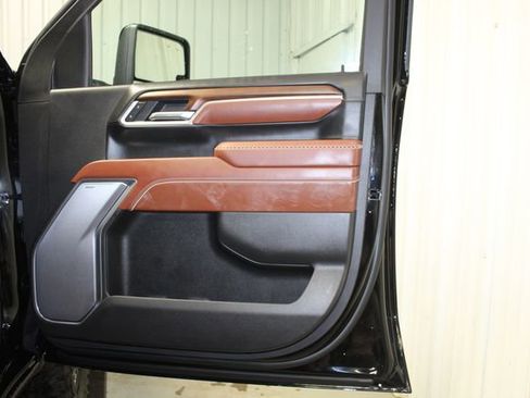 Used 2025 GMC Sierra 2500 Denali Ultimate AWD/4WD image 29