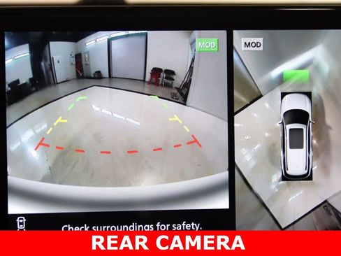 Used 2022 Nissan Pathfinder Platinum w/ Cargo Package image 18