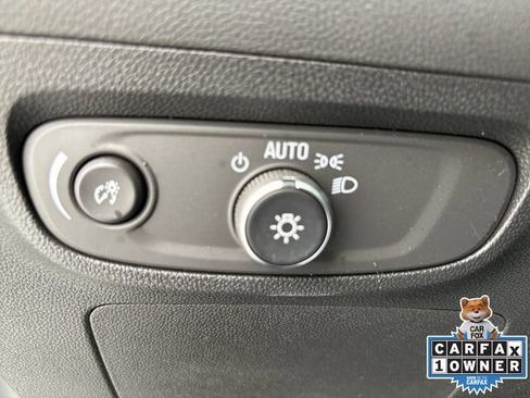 Used 2025 Buick Encore GX Sport Touring w/ Black Roof Package FWD image 10