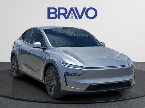 Used 2026 Tesla Model Y Long Range AWD/4WD image 6
