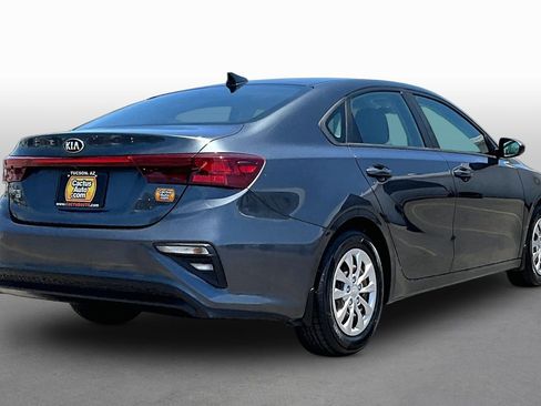 Used 2019 Kia Forte Sedan FWD image 2