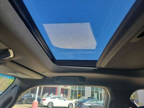 Certified 2025 Toyota Land Cruiser image 23