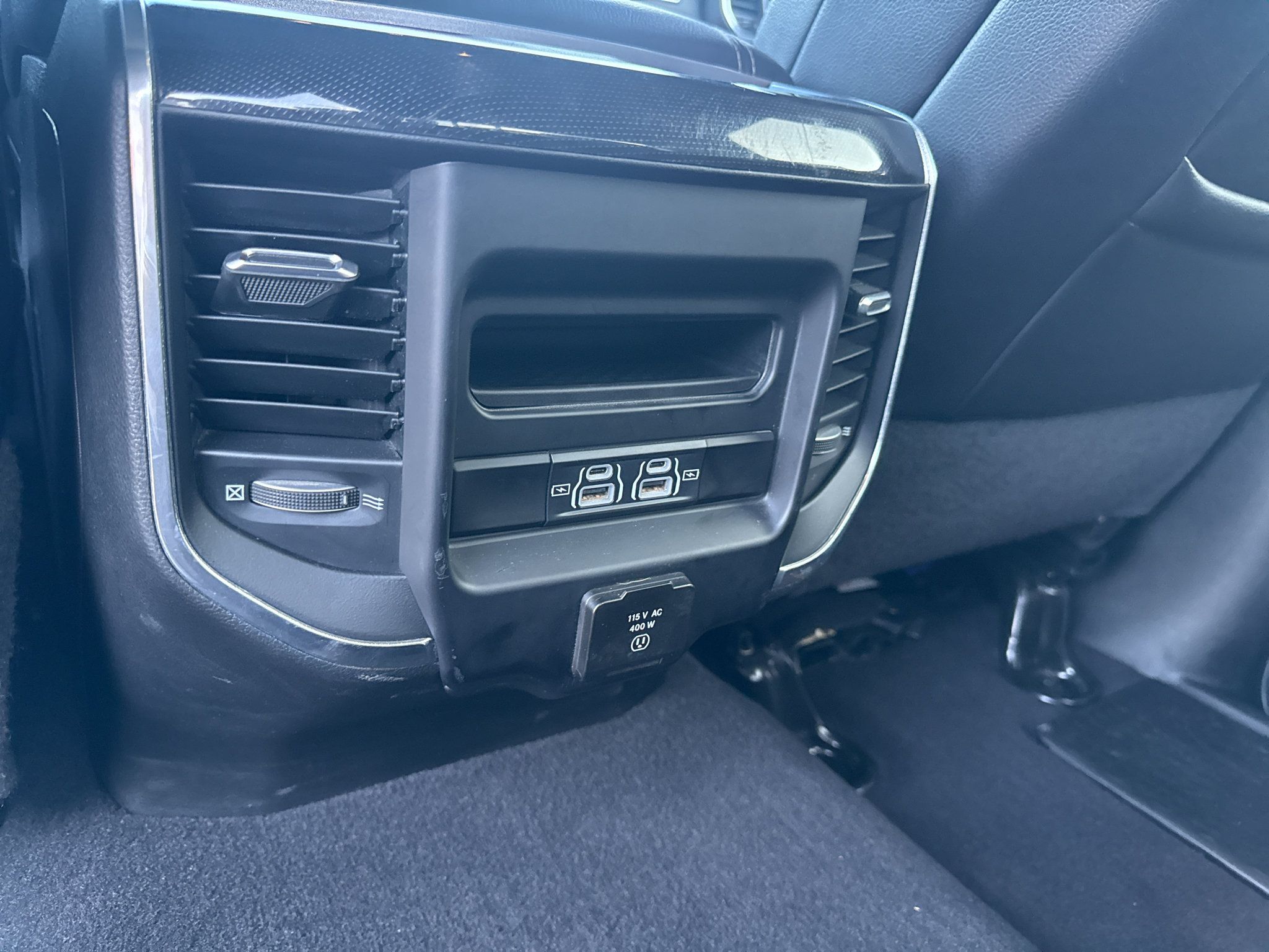 Used 2021 RAM 2500 Laramie w/ Night Edition AWD/4WD image 16