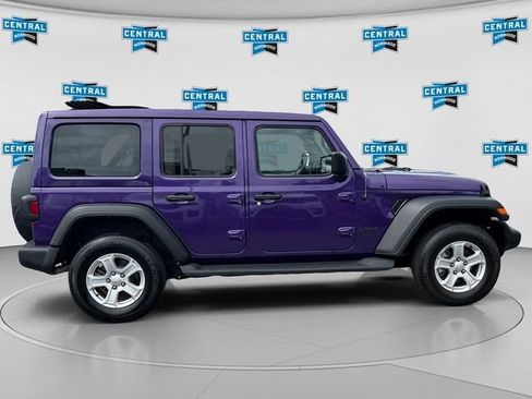Used 2023 Jeep Wrangler Unlimited Sport w/ Sun And Sound Package AWD/4WD image 7