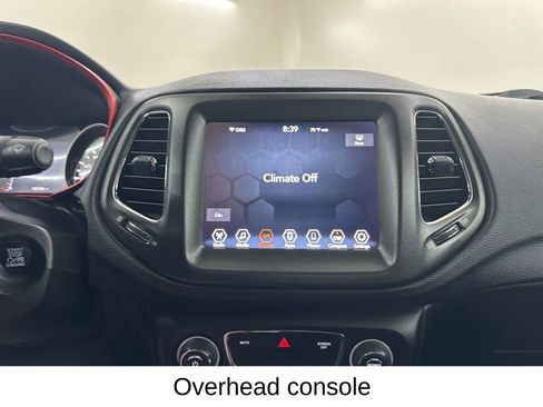 Used 2019 Jeep Compass Trailhawk AWD/4WD image 41