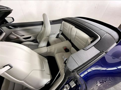 Certified 2022 Porsche 911 Carrera RWD image 22