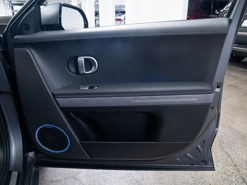 Used 2024 Hyundai Ioniq 5 Limited image 24