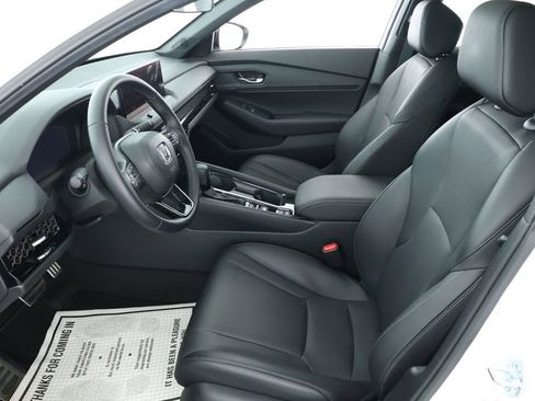 Used 2025 Honda Accord Sport image 19