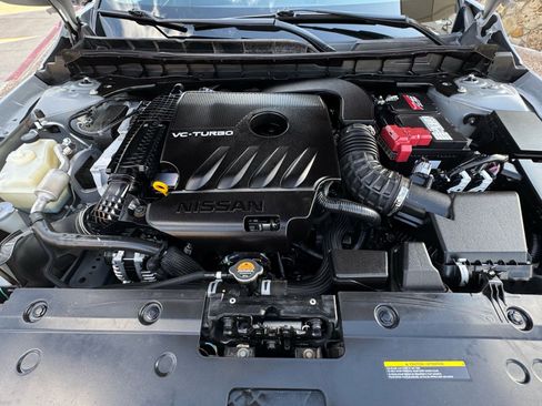 Used 2023 Nissan Altima 2.0 SR FWD image 29