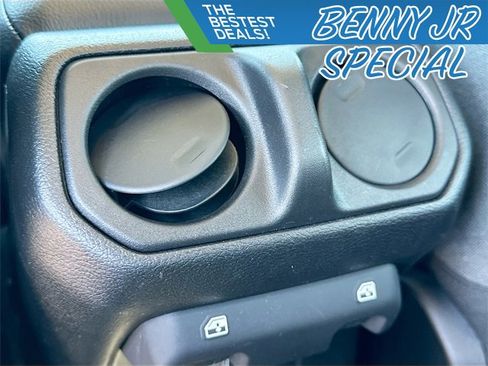 Used 2024 Jeep Gladiator Rubicon w/ Safety Group image 24