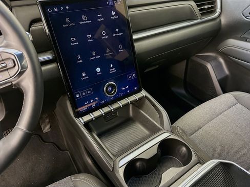 Used 2025 GMC Terrain Elevation image 26